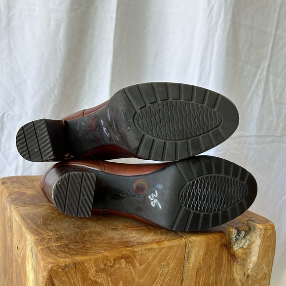 Clarks Brown Leather Heeled Ankle Boots - Picture 3 of 5